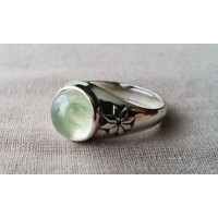 Славянский оберег - кольцо "Алатырь" с камнем